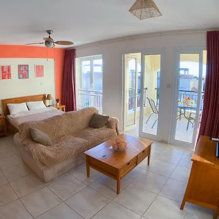 דירה Excellent Relaxing Cozy Studio With Pool For You פאפוס